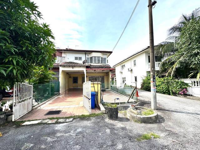 Terraced House for sale