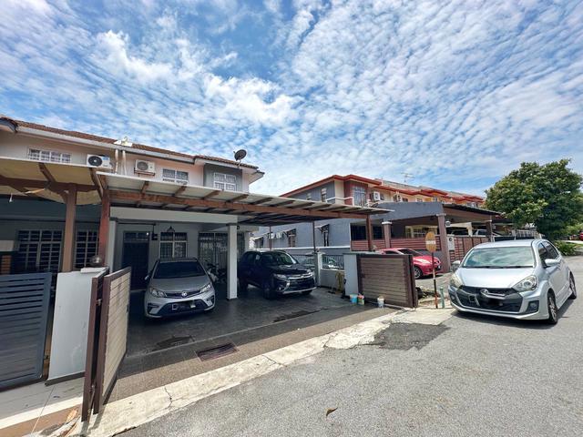 Terraced House for sale in Tanjong Sepat, Selangor