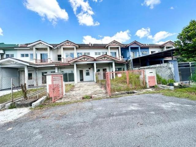 Terraced House for sale in Bandar Puncak Alam, Kuala Selangor