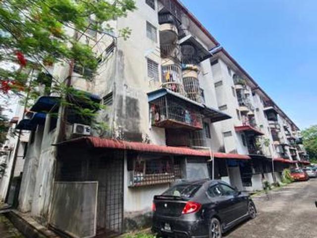 Flat for sale in Wellesley, Penang