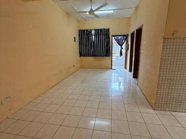 Flat for sale in Kajang, Langat