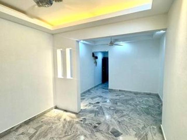 Apartment for sale in Country Heights Damansara, Kuala Lumpur