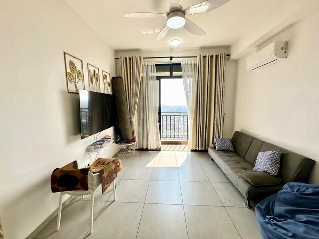 Condominium for sale in Malaka