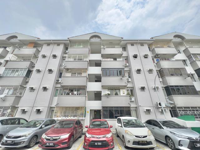 Apartment for sale in Petaling, Subang Jaya