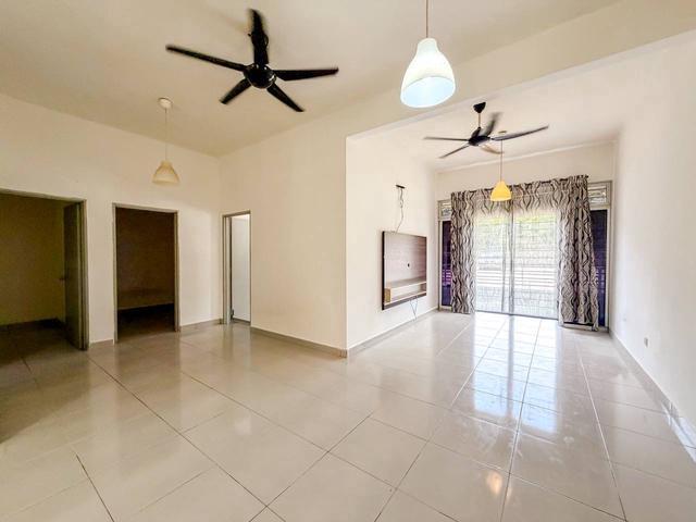 Apartment for sale in Tanjong Sepat, Selangor