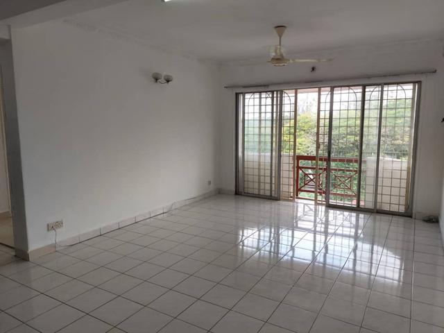 Apartment for sale in Petaling, Subang Jaya