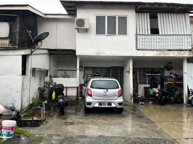 Terraced House for sale in Bandar Baru Salak Tinggi, Sepang