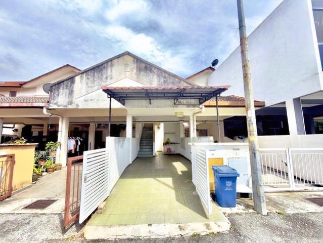 Townhouse for sale in Petaling, Alam Impian