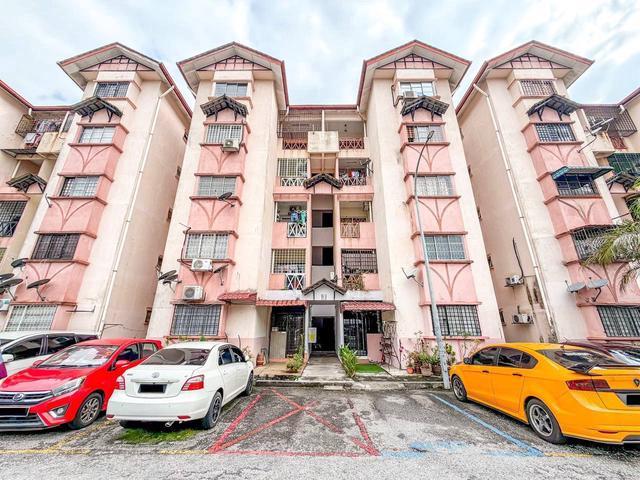 Apartment for sale in Petaling, Alam Impian