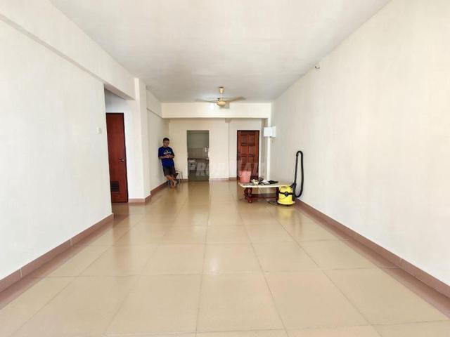 Apartment for sale in Kajang, Langat