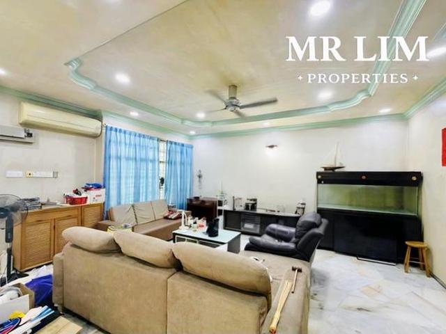 Terraced House for sale in Georgetown, Penang