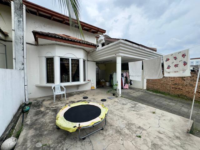 Terraced House for sale in Petaling, Subang Jaya