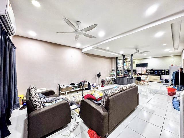 Terraced House for sale in Tanjong Sepat, Selangor
