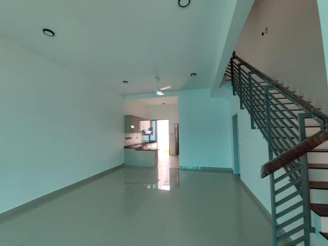 Terraced House for rent in Petaling, Alam Impian
