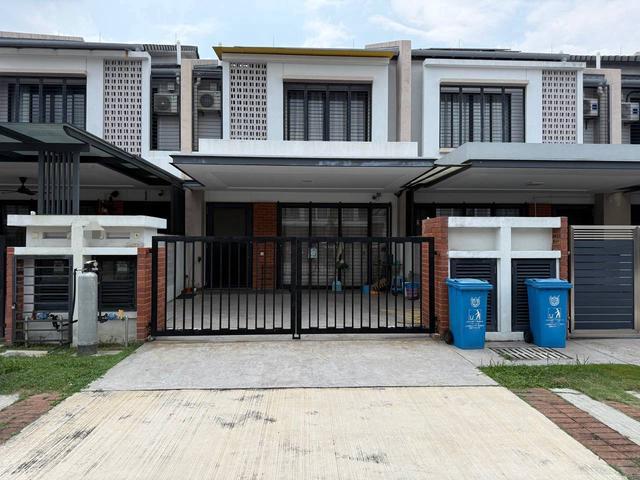 Terraced House for sale in Shah Alam, Petaling