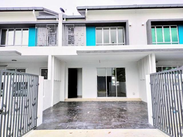 Terraced House for sale in Tanjong Sepat, Selangor