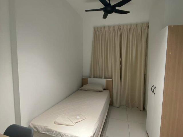 Room for rent in The Earth, Bukit Jalil