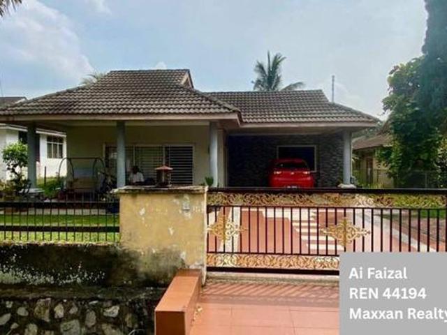 Bungalow for sale in Selayang, Selangor