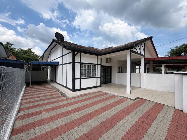 House for sale in Banting, Kuala Langat