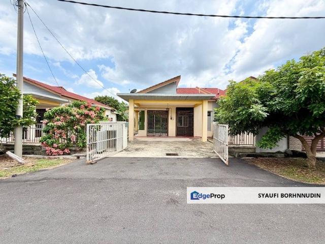 House for sale in Tanjong Sepat, Selangor