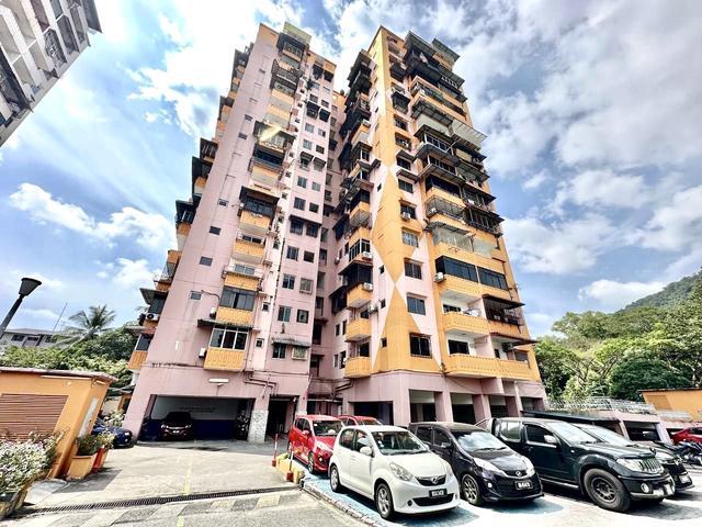 Apartment for sale in Country Heights Damansara, Kuala Lumpur