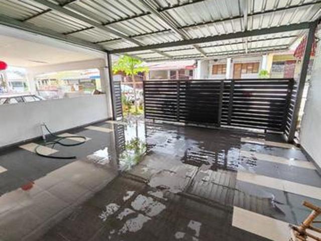 Terraced House for sale in Rembia, Malaka