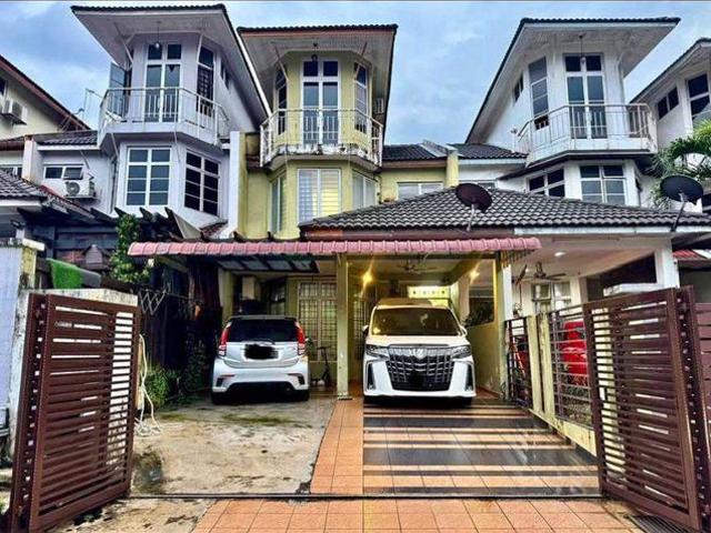 Terraced House for sale in Langat, Selangor
