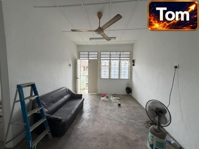 Flat for sale in Wellesley, Penang