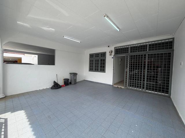 Terraced House for sale in Duyong, Malaka