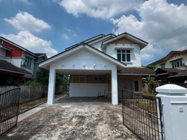 Bungalow for sale in Wellesley, Penang