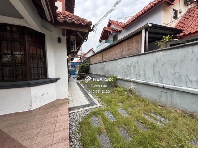 Residential House for sale in Malaka