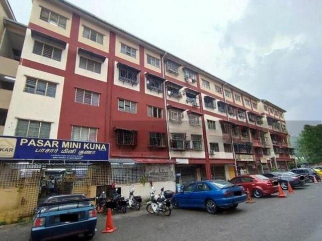 Apartment for sale in Kajang, Langat