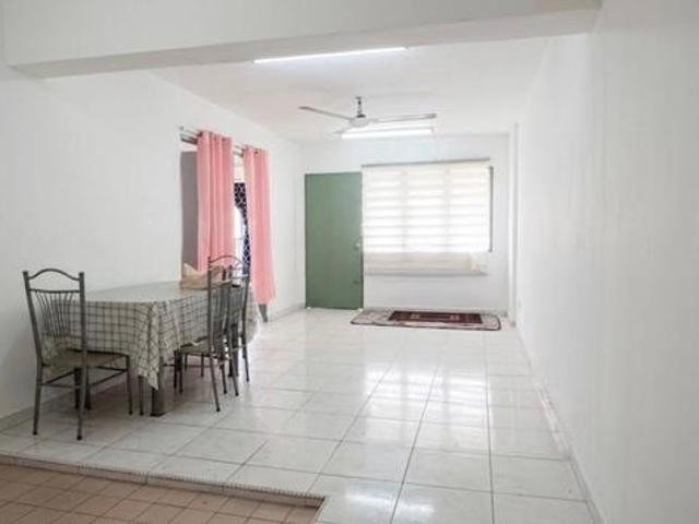 Apartment for sale in Country Heights Damansara, Kuala Lumpur