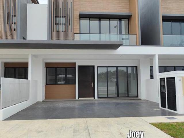 Terraced House for rent in Tanjong Sepat, Selangor