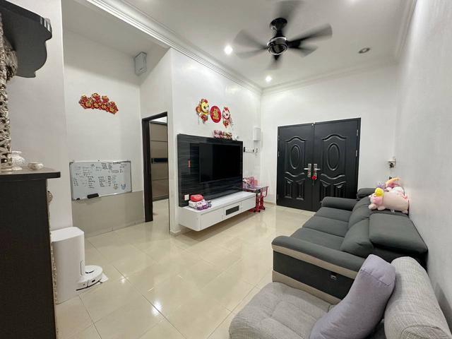 Terraced House for sale in Cheng, Malaka