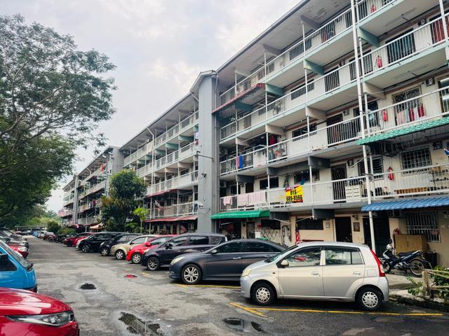 Flat for sale in Country Heights Damansara, Kuala Lumpur