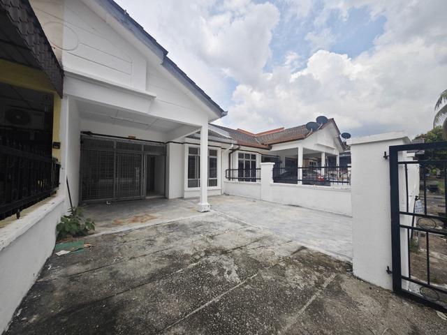Terraced House for sale in Nilai, Negeri Sembilan