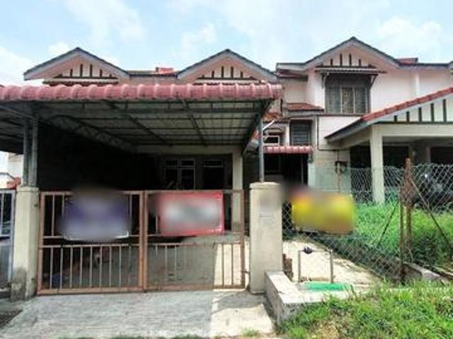 Terraced House for sale in Tanjong Sepat, Selangor