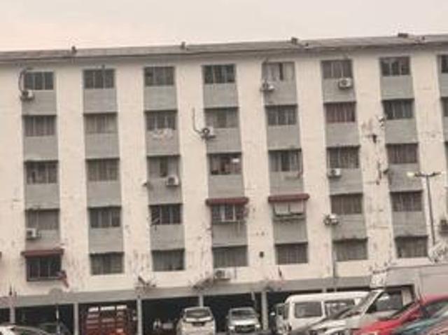 Flat for sale in Petaling, Damansara Damai