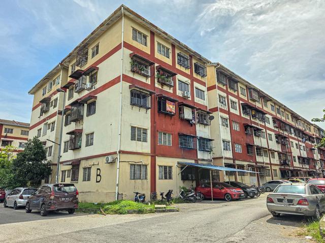 Apartment for sale in Kajang, Langat