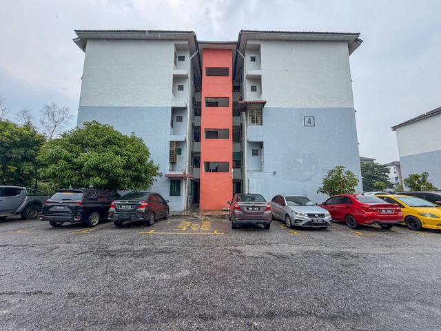Apartment for sale in Petaling, Subang Jaya