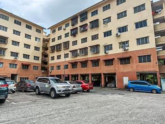 Flat for sale in Kajang, Langat