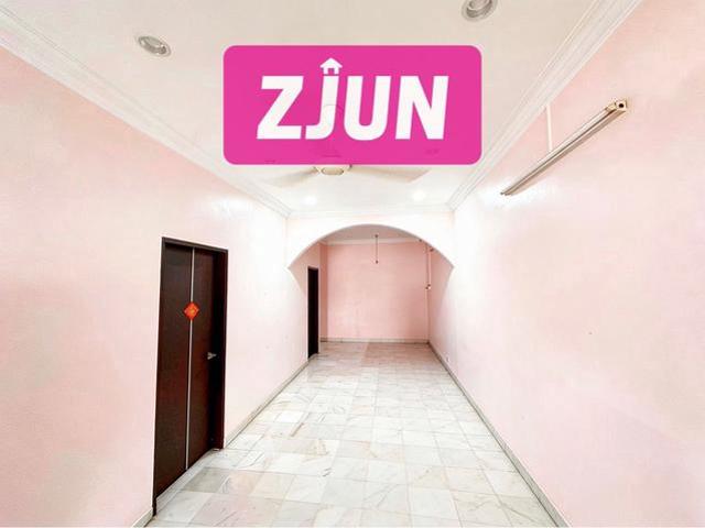 Terraced House for sale in Georgetown, Penang
