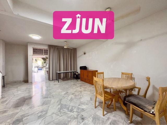 Terraced House for sale in Georgetown, Penang