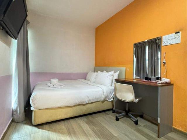 Room for rent in Country Heights Damansara, Kuala Lumpur