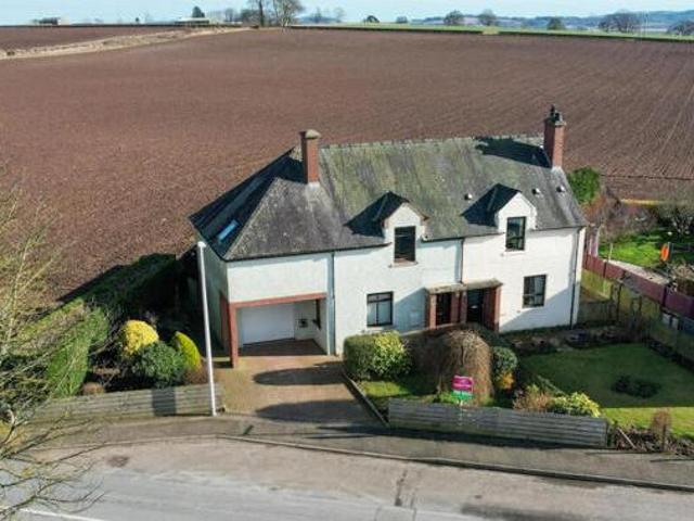 House for sale in Kirriemuir, Scotland
