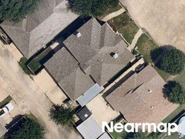 House for sale in Arlington