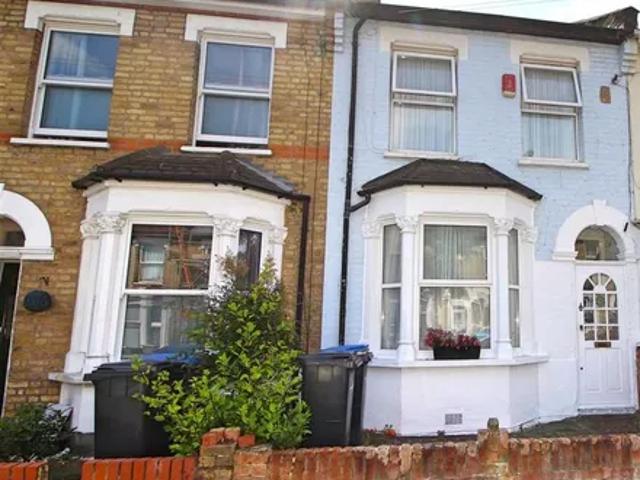 House for rent in Edmonton, Greater London