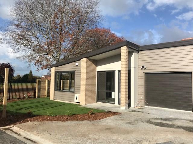 Apartment for rent in Porritt, Hamilton City