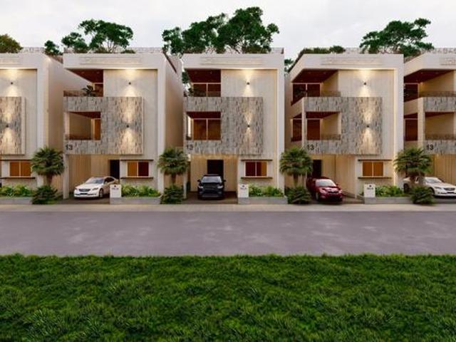 Villa for sale in Bangalore East, Karnataka